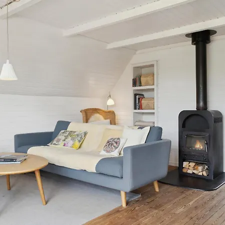 3 Bedroom Awesome In Holiday home